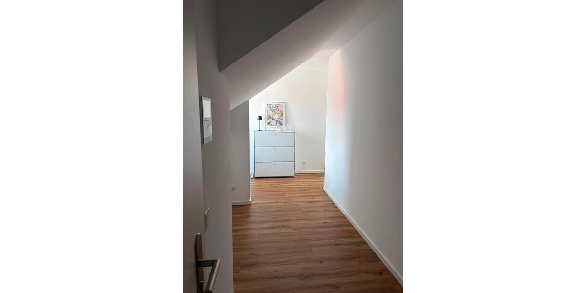 Dachgeschoßwohnung Salzkotten - 2 Zimmer, 86 m&sup2;, 990&euro; | Angebot:27593227