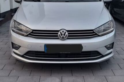 VW Golf Sportsvan 144.000 km 8.300 &euro; Bad Lippspringe 33175