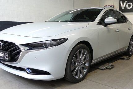 Mazda 3 2.600 km 30.490 &euro; Paderborn 33106