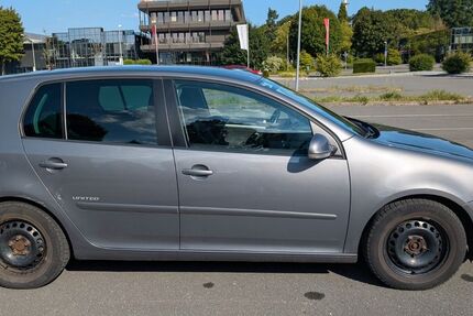 VW Golf 153.000 km 2.000 &euro; Detmold 32758