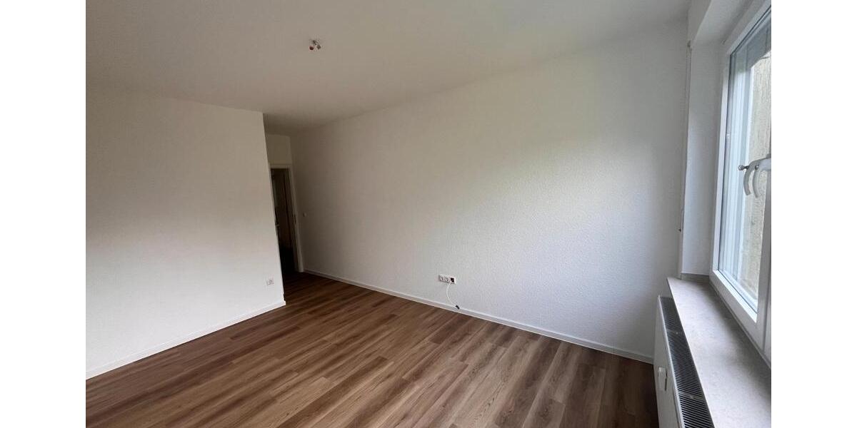 Erdgeschoßwohnung Bad Driburg - 3 Zimmer, 82 m&sup2;, 595&euro; | Angebot:27606163