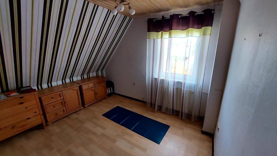 Einfamilienhaus Marsberg - 7 Zimmer, 190 m&sup2;, 210.000&euro; | Angebot:26135791