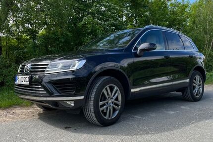 VW Touareg 126.000 km 26.800 &euro; Paderborn 33100