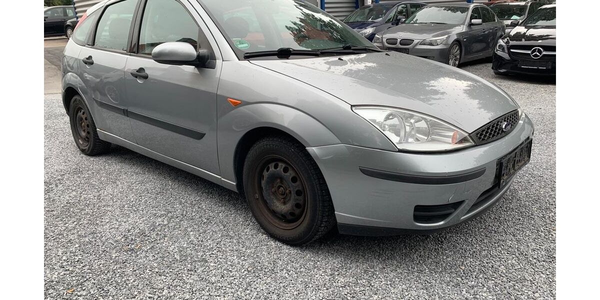 Ford Focus 167.000 km 1.699 € Detmold 32758