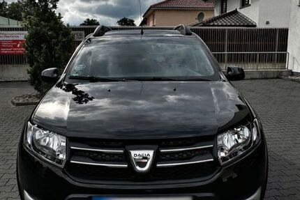 Dacia Sandero 81.000 km 6.199 &euro; Paderborn 33102
