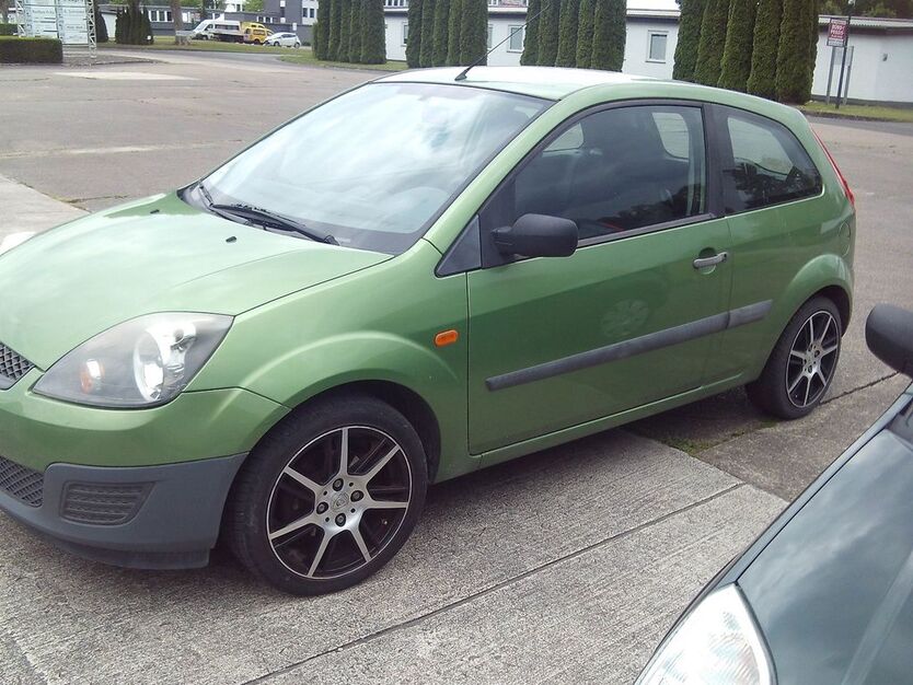Ford Fiesta 132.780 km 2.190 € Lippstadt-Lipperbruch 59558