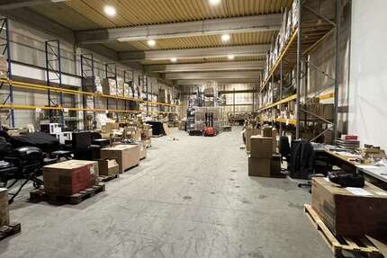 Halle in Paderborn 2.500 € 781.36 m² zimmer