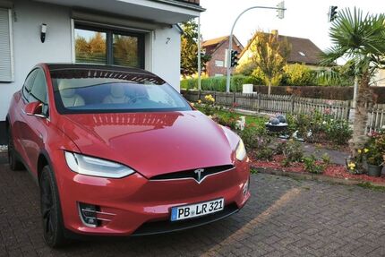 Tesla Model X 168.000 km 31.700 € Paderborn 33100