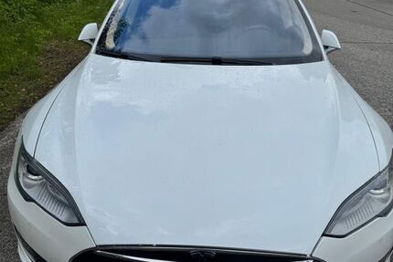 Tesla Model S 172.000 km 23.800 &euro; Paderborn 33100