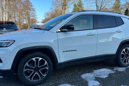Jeep Compass 11.636 km 24.990 € Willebadessen 34439