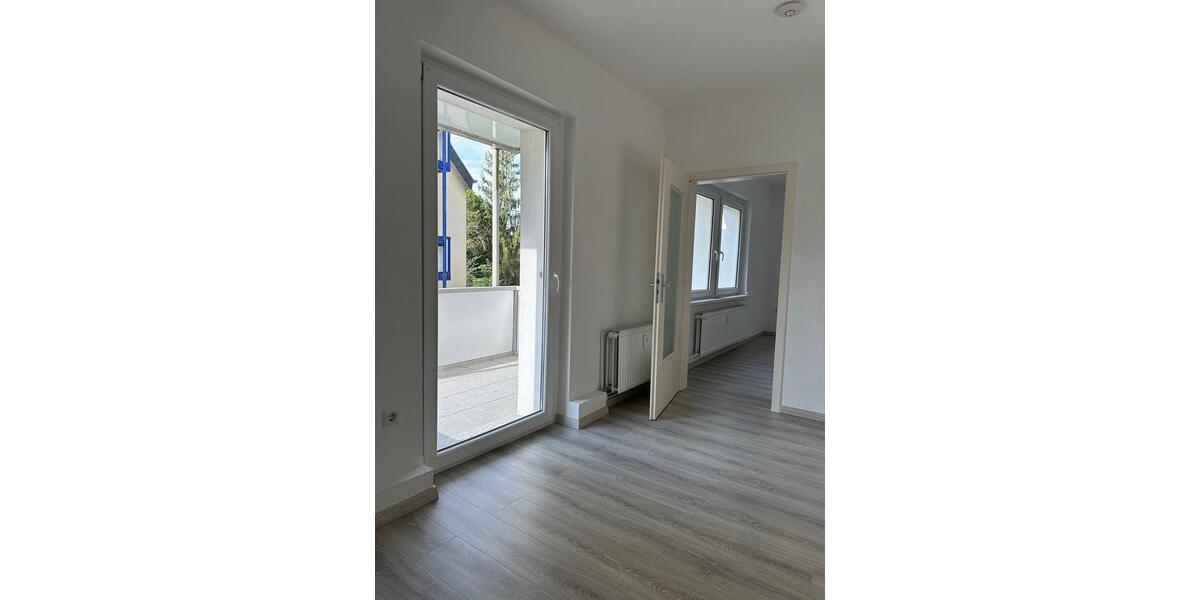 Etagenwohnung Detmold - 3 Zimmer, 52 m&sup2;, 450&euro; | Angebot:26465481