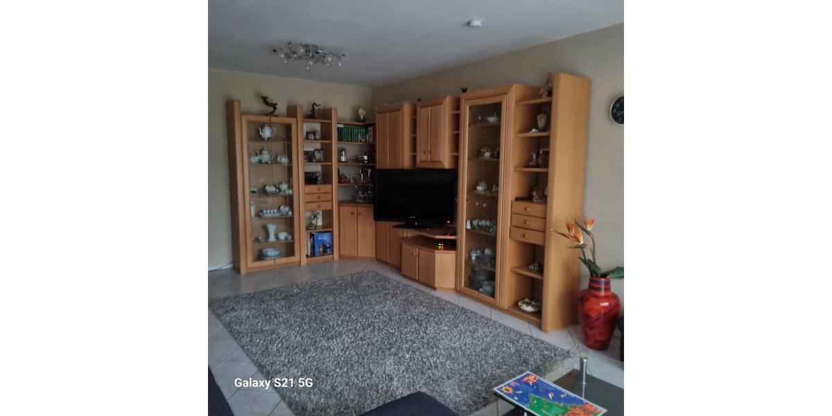 Doppelhaushälfte mit viel Platz & Garten 8 zimmer