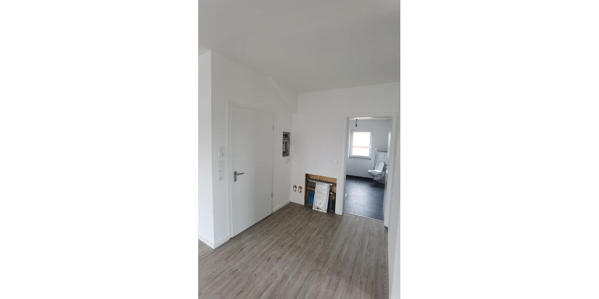 Dachgeschoßwohnung Hövelhof - 3 Zimmer, 101 m&sup2;, 1.200&euro; | Angebot:27621948