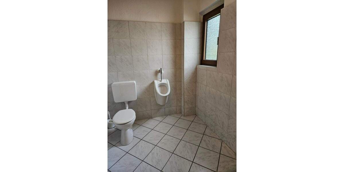 Viel Platz, idyllische Lage, gute Verkehrsanbindung !! 1 zimmer