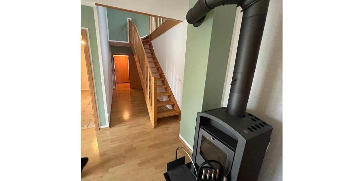 Maisonettenwohnung Delbrück - 3 Zimmer, 120 m&sup2;, 980&euro; | Angebot:26478125