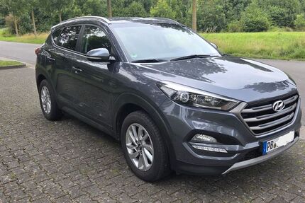 Hyundai TUCSON 108.563 km 15.900 € Paderborn 33100