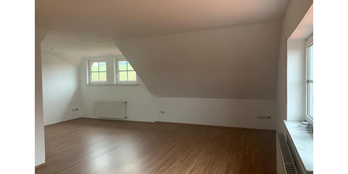 Charmante lichtdurchflutete 3 Zimmer Wohnung, Altenbeken-Schwaney 3 zimmer