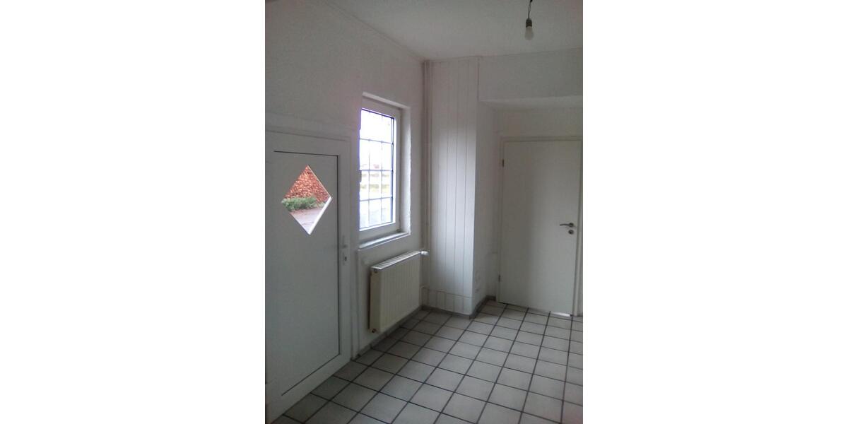 Einfamilienhaus Verl - 6 Zimmer, 141 m&sup2;, 850&euro; | Angebot:25755296