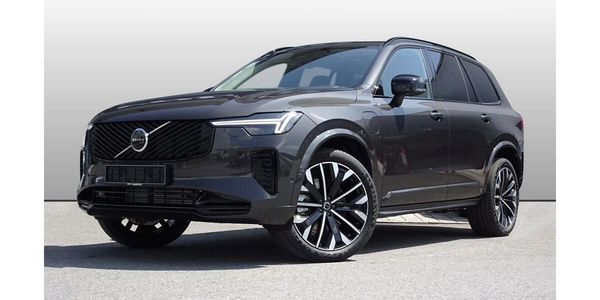 Volvo XC90 7.900 km 83.990 &euro; Paderborn 33106