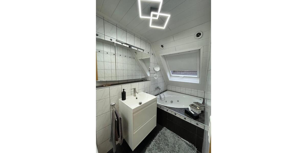 Gepflegtes Zweifamilienhaus in Bestlage von Paderborn 10 zimmer