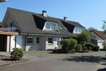 DHH - Ein Zweifamilienhaus, Vollkeller m. großer Garten-und Garagenfläche 6 zimmer
