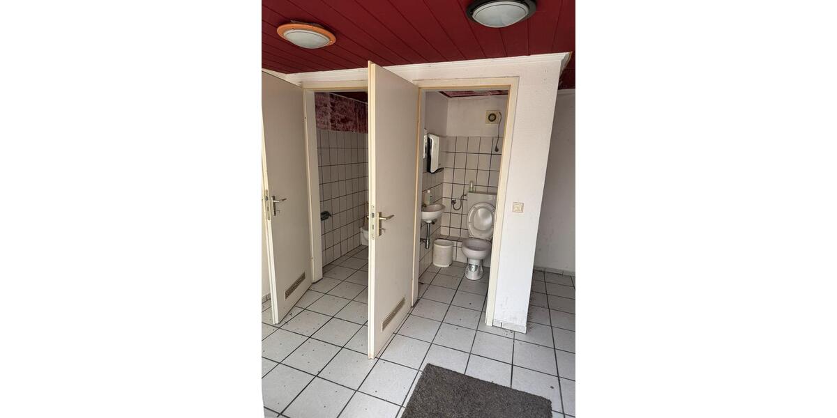 KioskImbissGewerbeflöche vielseitig nutzbar zu vermieten zimmer