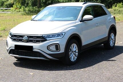 VW T-Roc 51.200 km 23.750 &euro; Paderborn 33102