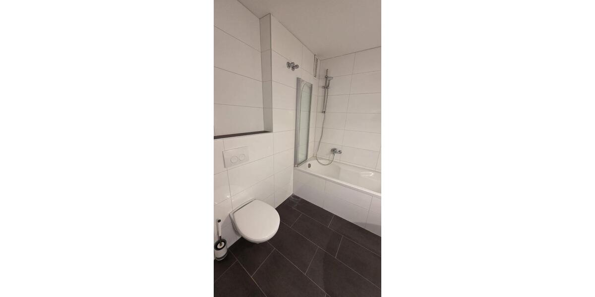 Etagenwohnung Horn-Bad Meinberg Bad Meinberg - 3 Zimmer, 110 m&sup2;, 950&euro; | Angebot:26470272