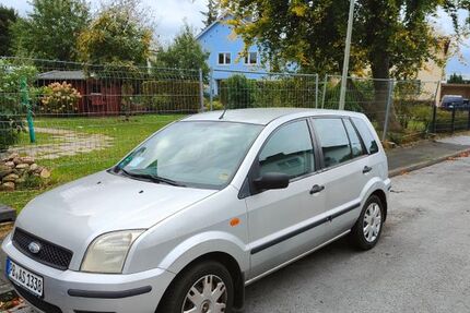 Ford Fusion 137.000 km 2.850 € Paderborn 33100