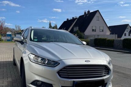 Ford Mondeo 144.000 km 7.200 &euro; Oerlinghausen 33813