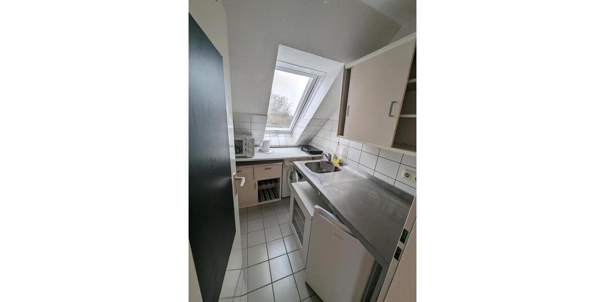 Dachgeschoßwohnung Paderborn - 2 Zimmer, 28 m&sup2;, 380&euro; | Angebot:26464232