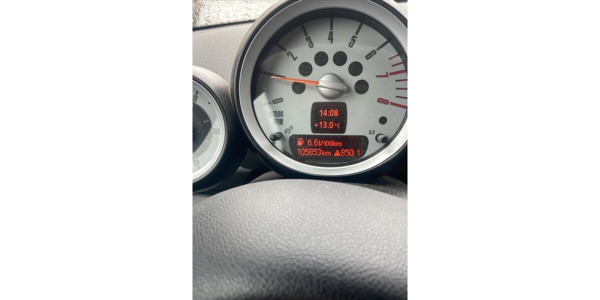 BMW Mini Cabriolet 105.000 km 9.400 € Horn-Bad Meinberg 32805