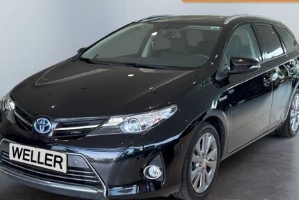 Toyota Auris 77.022 km 14.980 € Bielefeld 33609