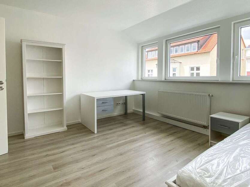 Wohnung zum Mieten in Detmold 400 € 16.82 m²