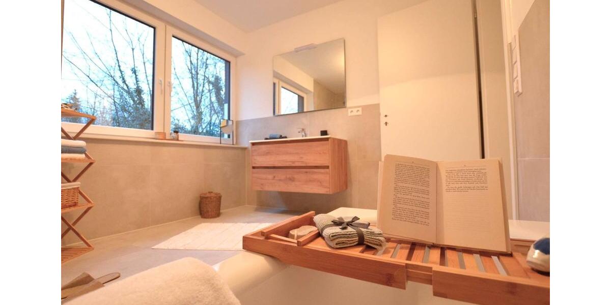 Doppelhaushälfte Schloß Holte-Stukenbrock Stukenbrock - 7 Zimmer, 155 m&sup2;, 1.900&euro; | Angebot:27615727