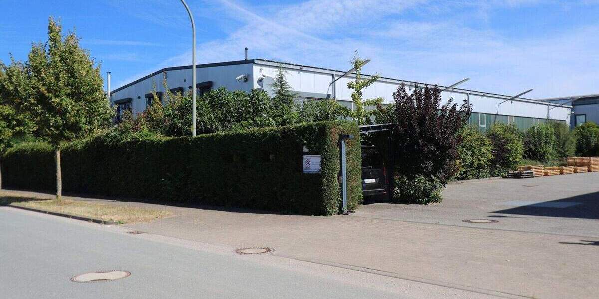 Vielseitig nutzbares Gewerbeanwesen in 33154 Salzkotten | High End Büro, Produktion, Logistik und Ausstellungshalle zimmer