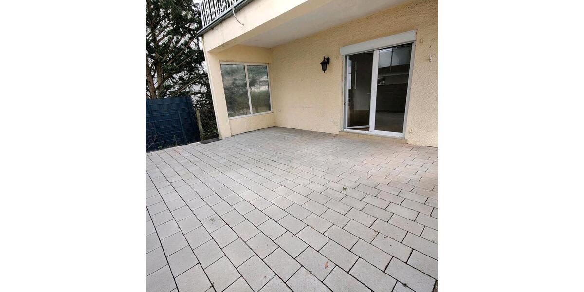 Erdgeschoßwohnung Paderborn - 2 Zimmer, 75 m&sup2;, 950&euro; | Angebot:26076083