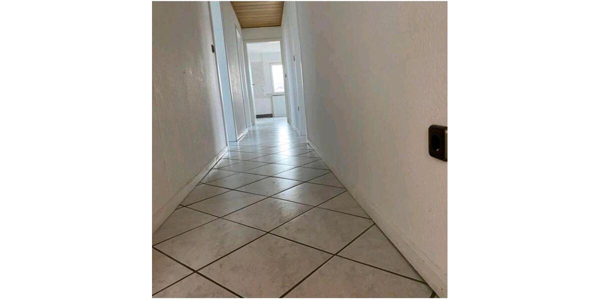 Dachgeschoßwohnung Büren - 2 Zimmer, 80 m&sup2;, 620&euro; | Angebot:27605408
