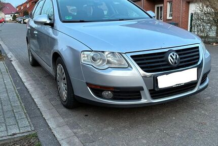 VW Passat 235.371 km 2.750 &euro; Paderborn 33100