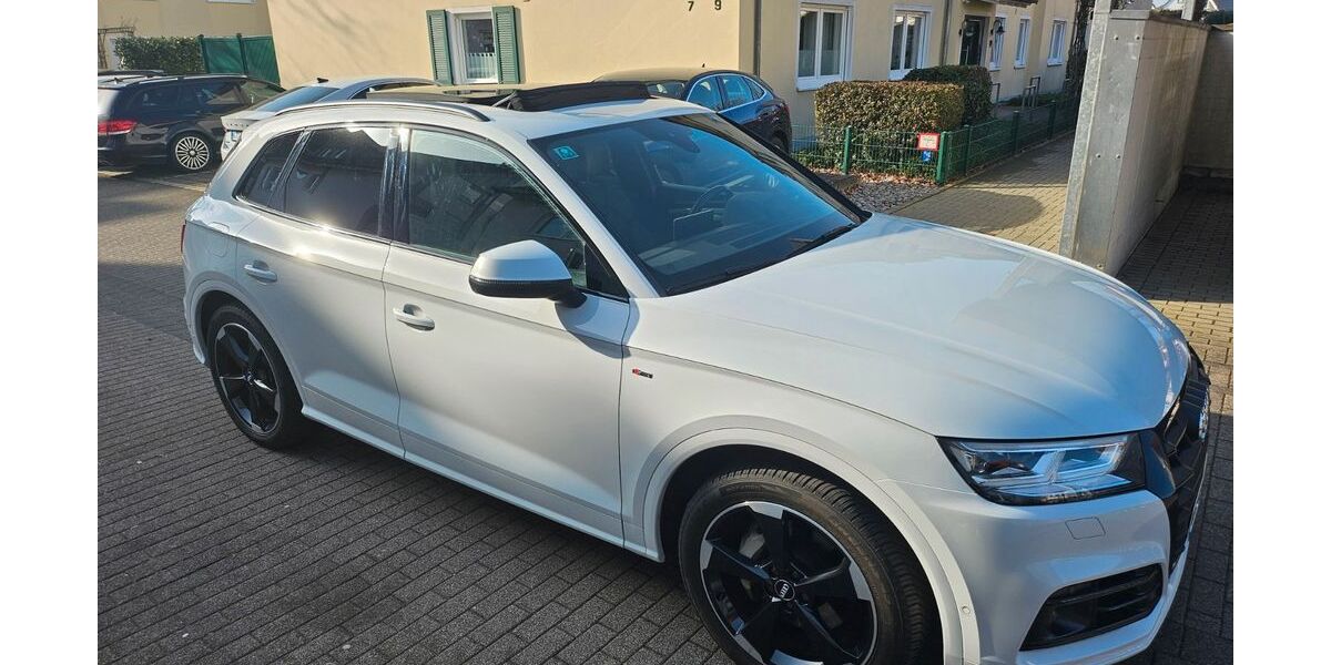 Audi Q5 115.000 km 30.000 &euro; Schloss Holte-Stk. 33758