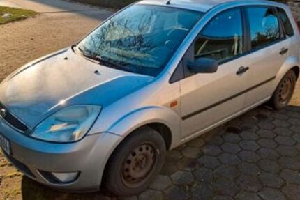 Ford Fiesta 237.000 km 650 &euro; Detmold 32758