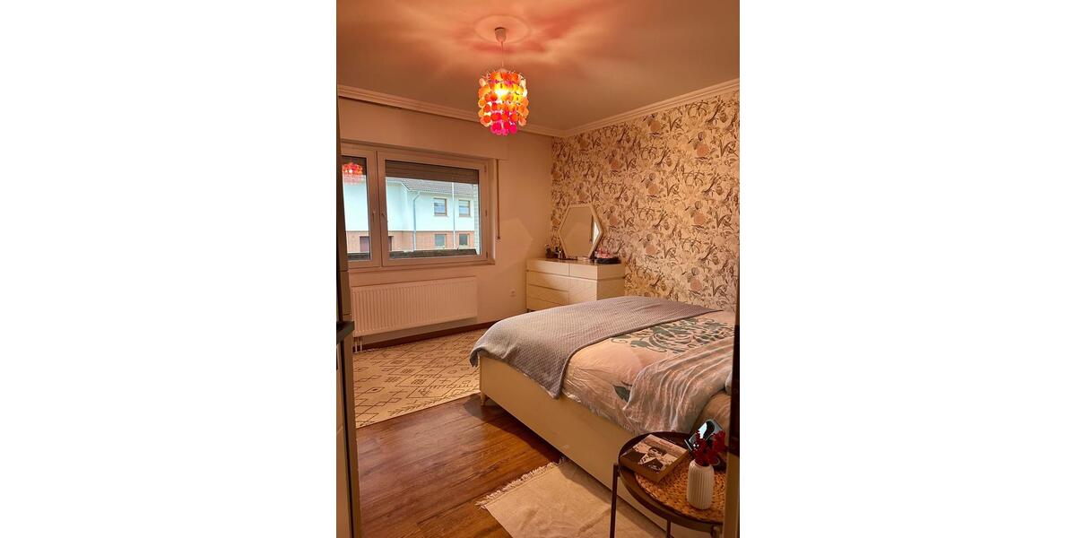 Etagenwohnung Marsberg - 4 Zimmer, 100 m&sup2;, 1.000&euro; | Angebot:25423278