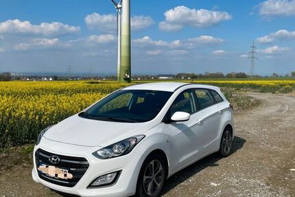 Hyundai i30 92.000 km 9.990 &euro; Büren 33142