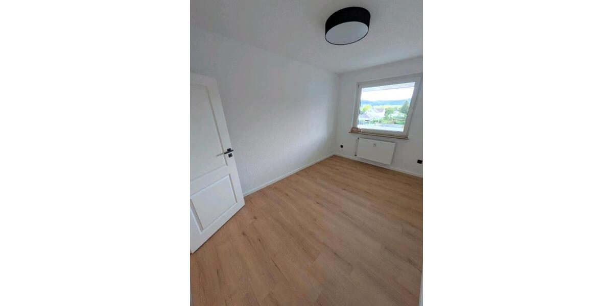 Etagenwohnung Bad Driburg - 3 Zimmer, 82 m&sup2;, 169.000&euro; | Angebot:27191018