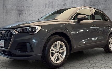 Audi Q3 93.400 km 27.990 &euro; Paderborn 33100