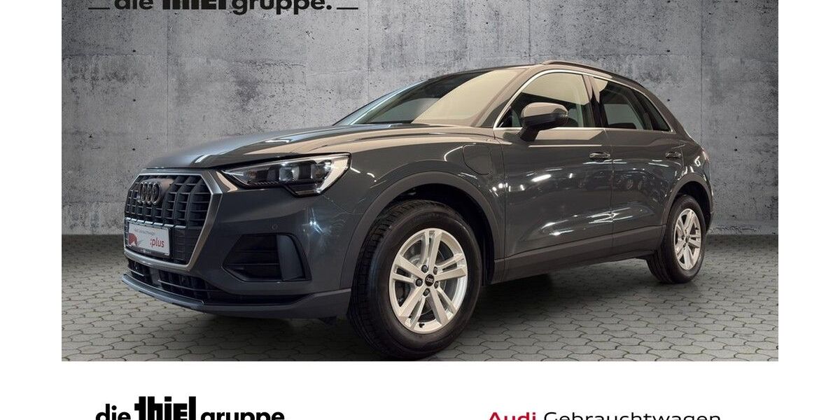 Audi Q3 93.400 km 27.990 &euro; Paderborn 33100