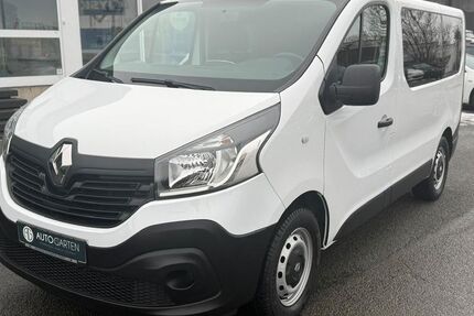 Renault Trafic 67.000 km 22.950 &euro; Paderborn 33106