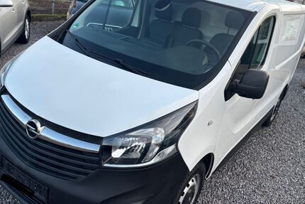 Opel Vivaro 95.259 km 13.490 &euro; Paderborn 33104