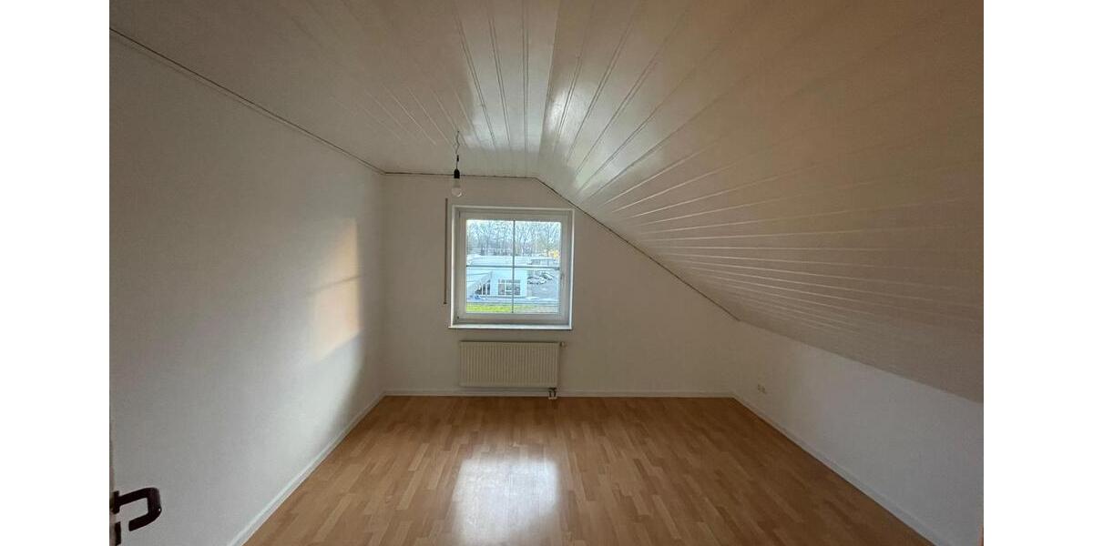 Dachgeschoßwohnung Paderborn Neuenbeken - 2 Zimmer, 64 m&sup2;, 214.000&euro; | Angebot:27630571