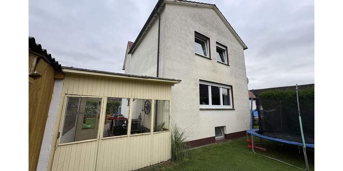 Einfamilienhaus Brakel - 4 Zimmer, 100 m&sup2;, 120.000&euro; | Angebot:26715532
